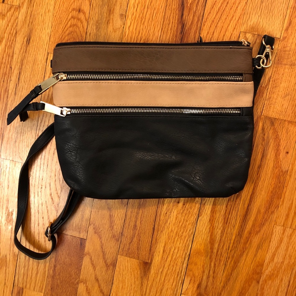 Tricolor Jessica Simpson crossbody